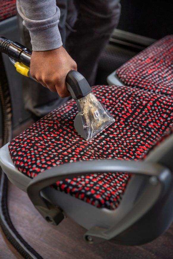 Karcher Puzzi 8/1 Koltuk Yıkama Makinesi