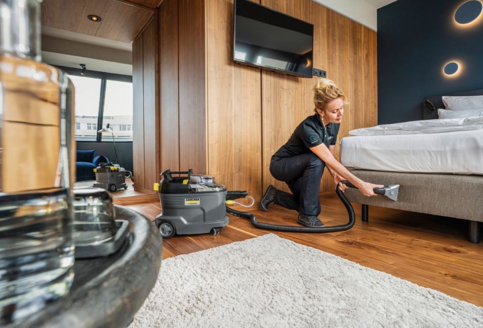Karcher Puzzi 8/1 Koltuk Yıkama Makinesi
