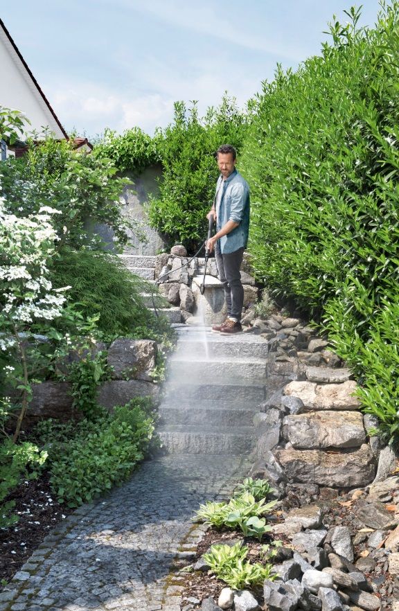 Karcher K 2 Compact 110 Bar Basınçlı Yıkama Makinesi